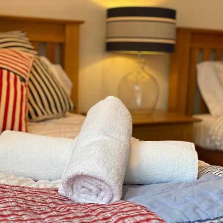 Ohana House - Unbeatable Location - Uk'S Best Beaches 新码头 外观 照片